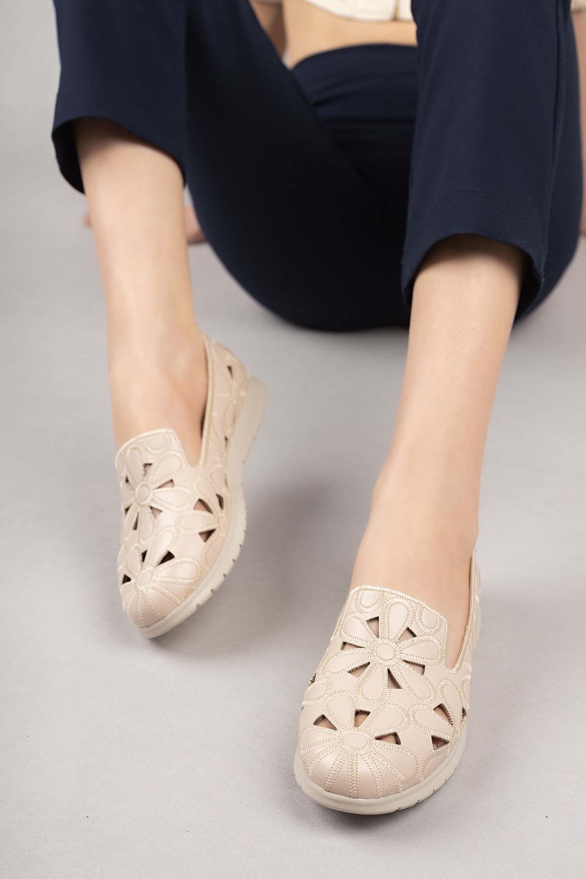 Freemax Kadın Babet Günlük Suni Deri Hafif Rahat Yazlık Ayakkabı Abb 210 Bej