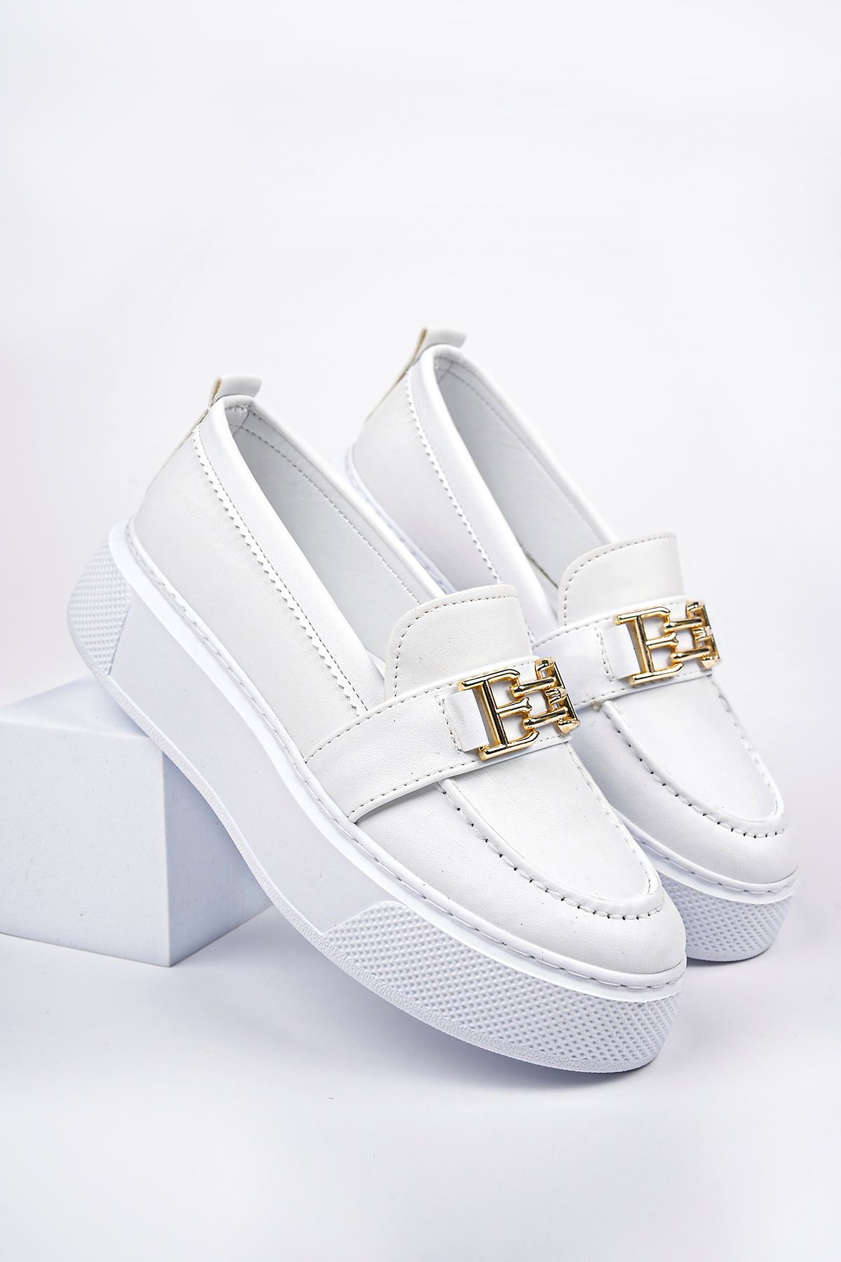 Freemax Kadın Yüksek Poli Taban Metal Toka Günlük Oxford Ayakkabı Abb.533 Beyaz