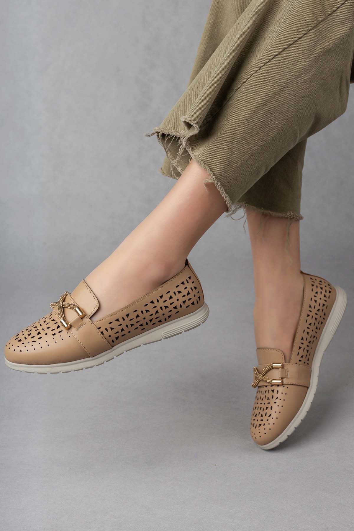 Freemax Kadın Babet Günlük Suni Deri Hafif Rahat Casual Ayakkabı Abb.201 Ten