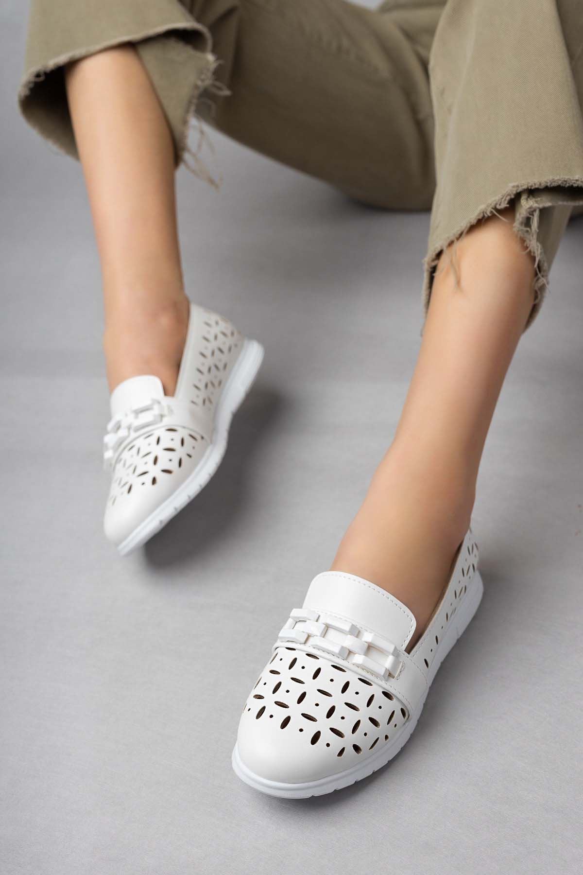 Freemax Kadın Babet Günlük Suni Deri Hafif Rahat Casual Yazlık Ayakkabı Abb 203 Beyaz