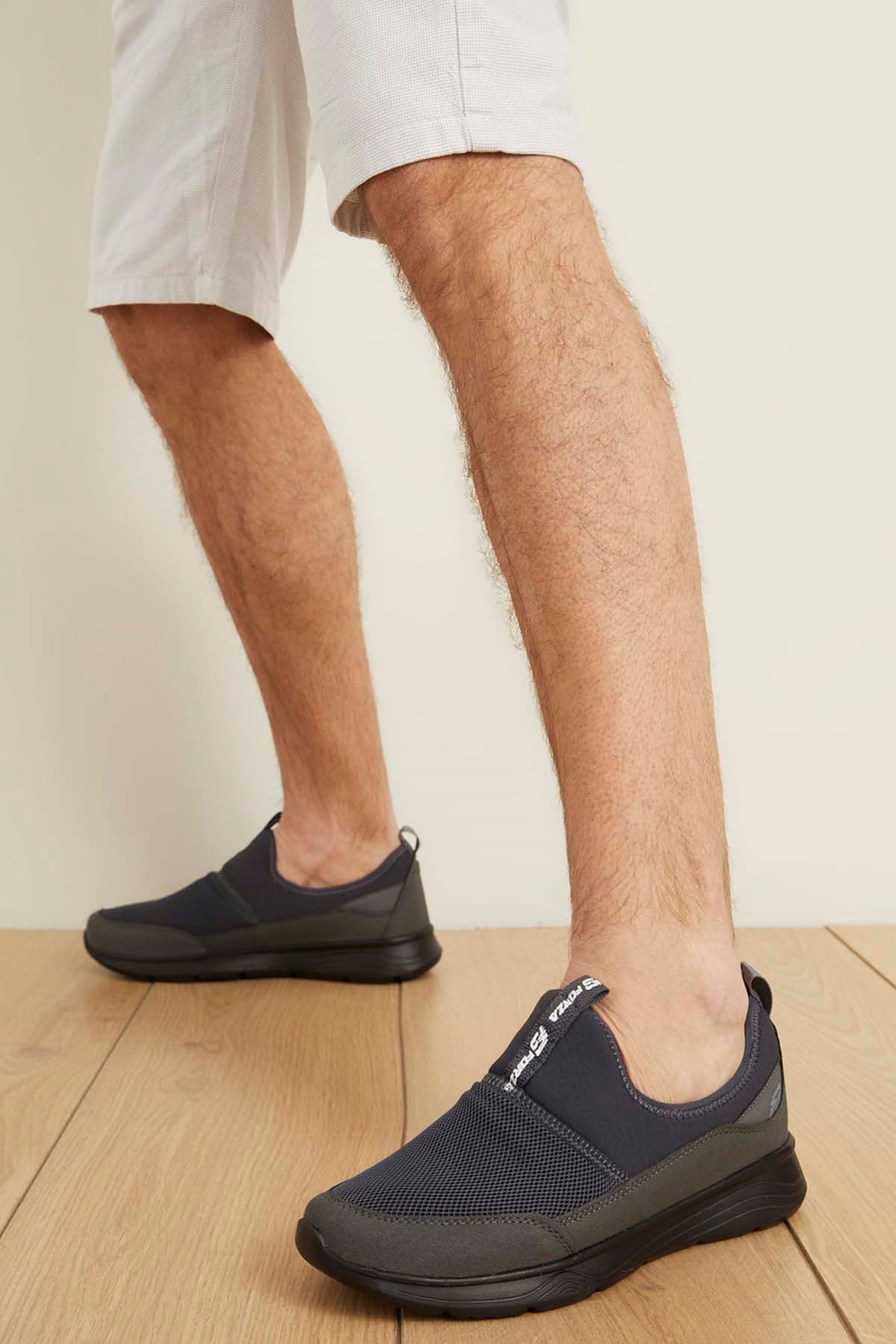 Freemax Unisex  Hafif Esnek Rahat Spor Sneaker Ayakkabı 1612 Füme Siyah