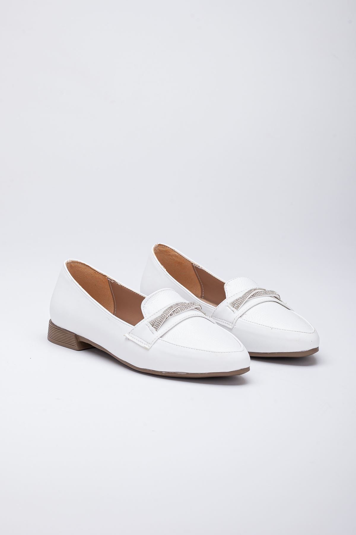 Freemax Kadın Yazlık Rahat Hafif Babet Ayakkabı B04 Beyaz