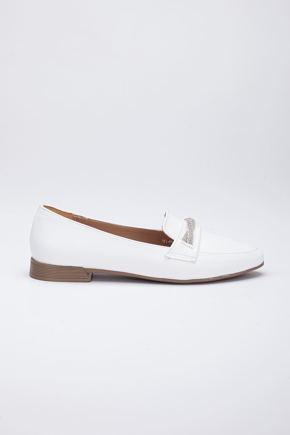 Freemax Kadın Yazlık Rahat Hafif Babet Ayakkabı B04 Beyaz