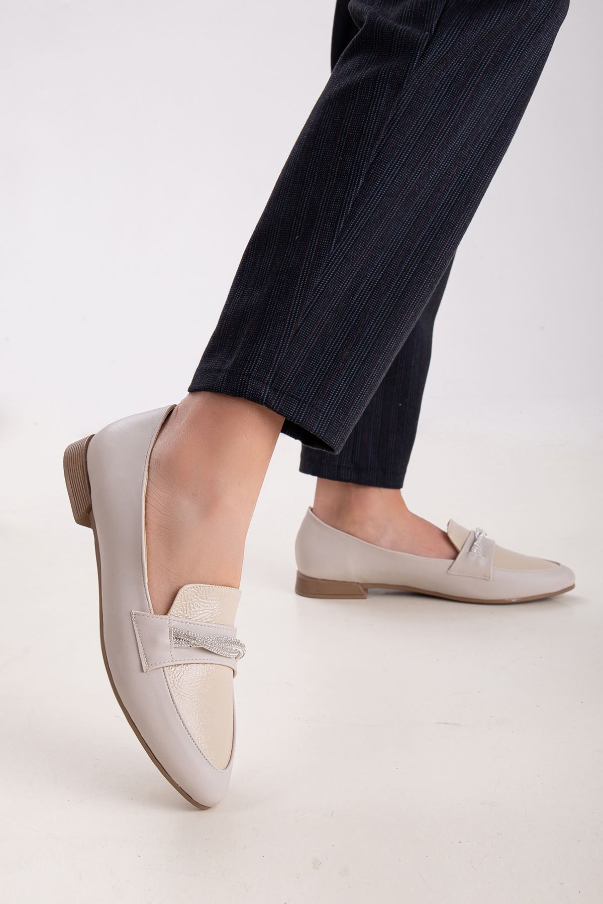 Freemax Kadın Yazlık Rahat Hafif Babet Ayakkabı B04 Bej