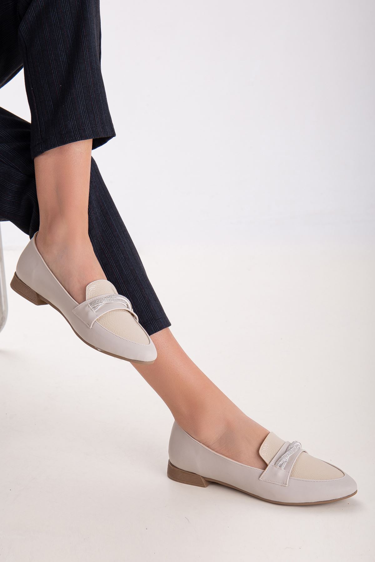 Freemax Kadın Yazlık Rahat Hafif Babet Ayakkabı B04 Bej