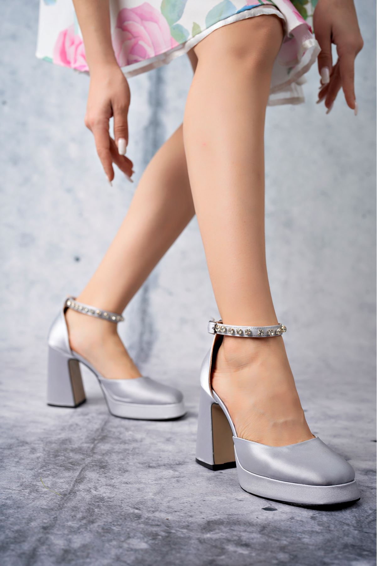 Freemax Kadın Yüksek Klasik 10 cm Topuklu Platform Ayakkabıı Byc 1008 Gümüş