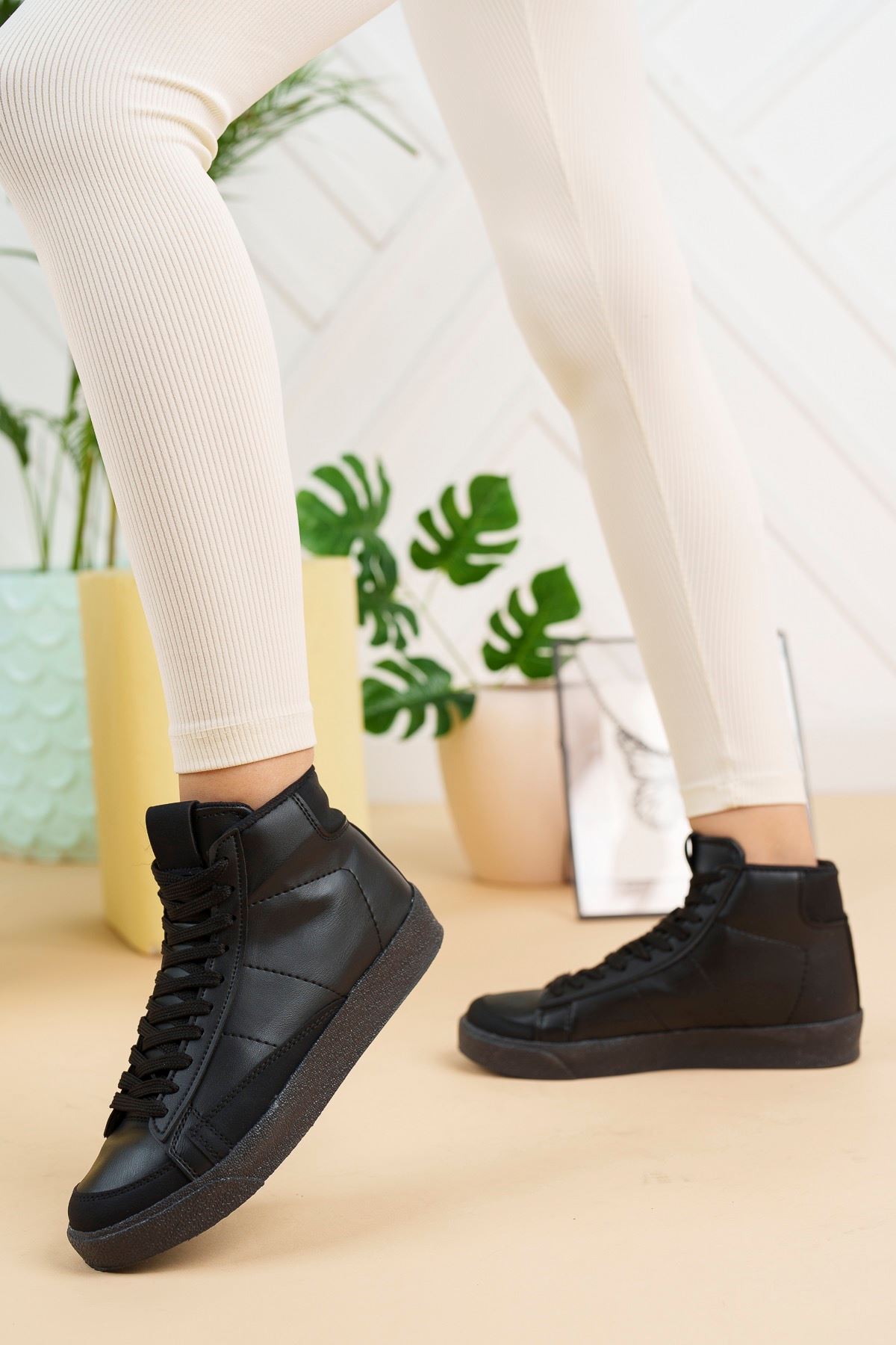 Freemax Kadın Outdoor Spor Sneaker Bot Ayakkabı Freemax.Cll555 Siyah