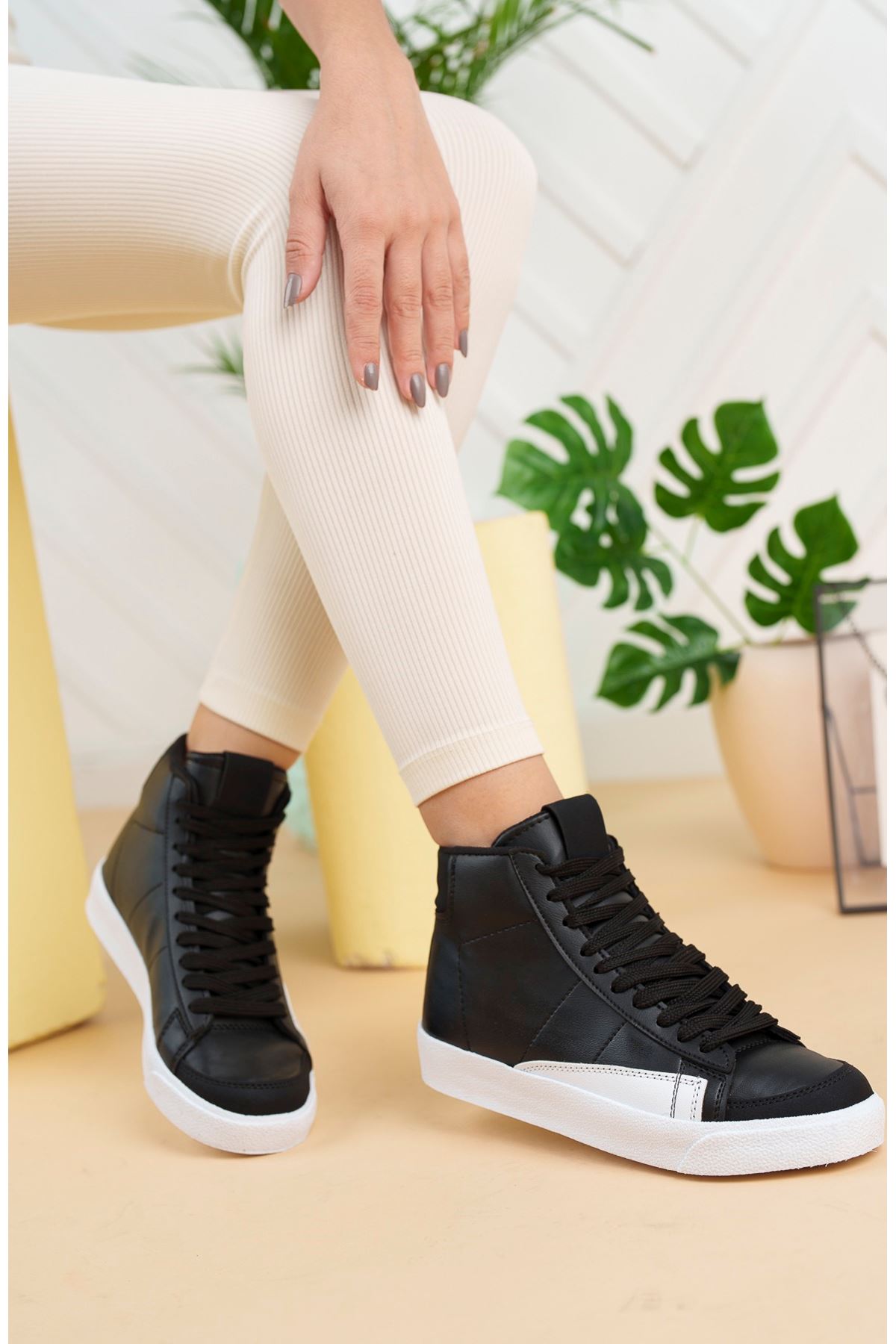 Freemax Kadın Outdoor Spor Sneaker Bot Ayakkabı Freemax.Cll555 Siyah Beyaz