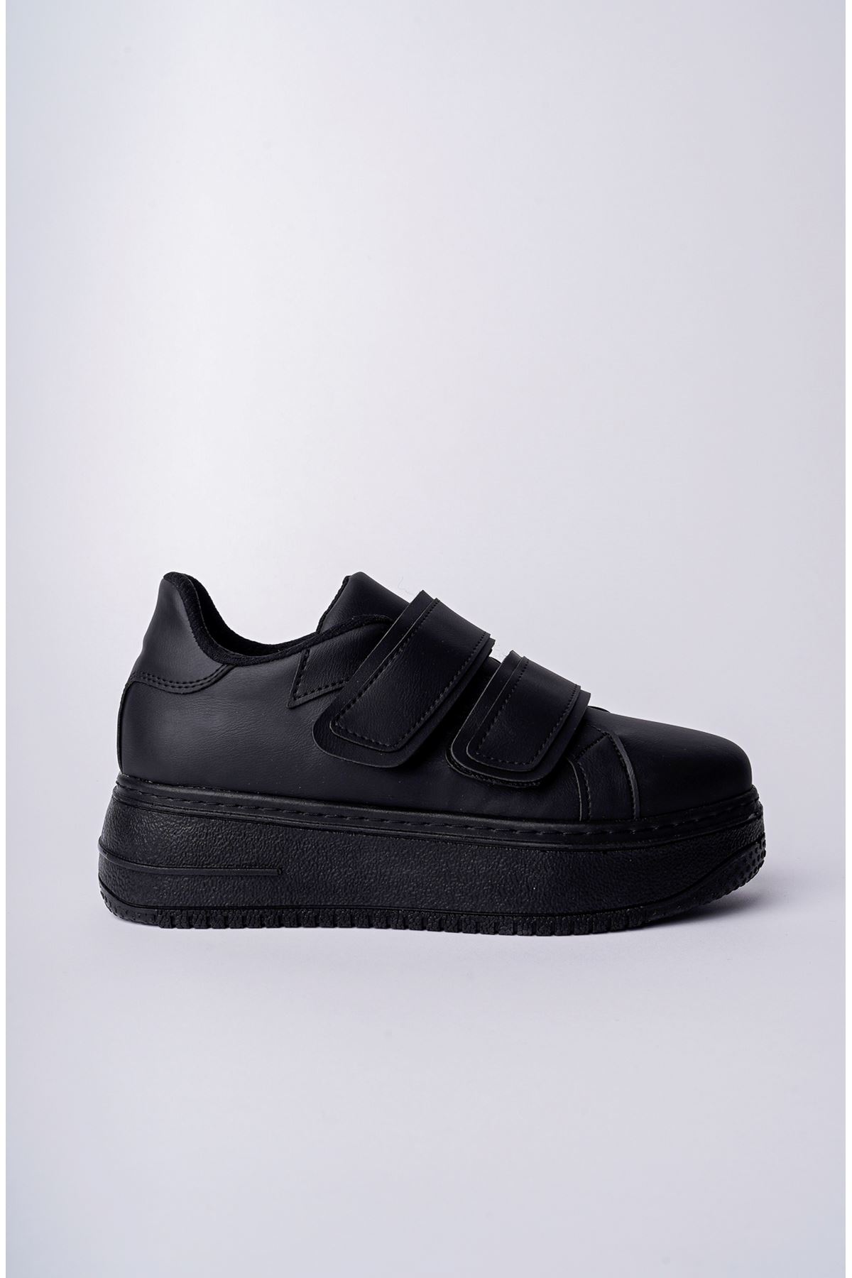 Freemax Kadın Hafif Esnek  5,5 cm Taban Sneaker Cırtlı  Spor Ayakkabı Svv.021 Siyah Siyah