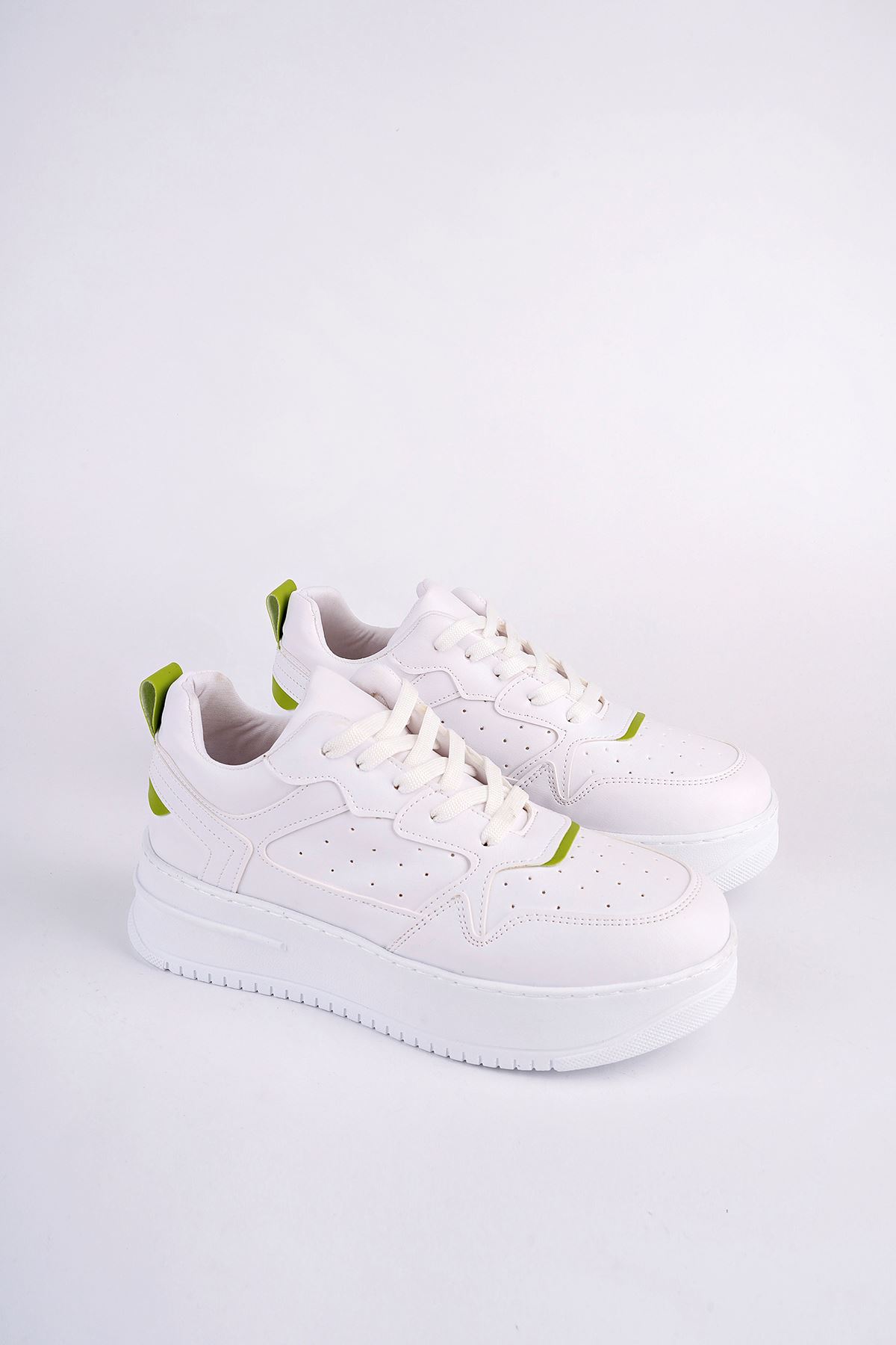 Freemax Kadın Hafif Esnek  5,5 cm Taban Sneaker Bağcıklı Spor Ayakkabı Svv.022 Beyaz Yeşil