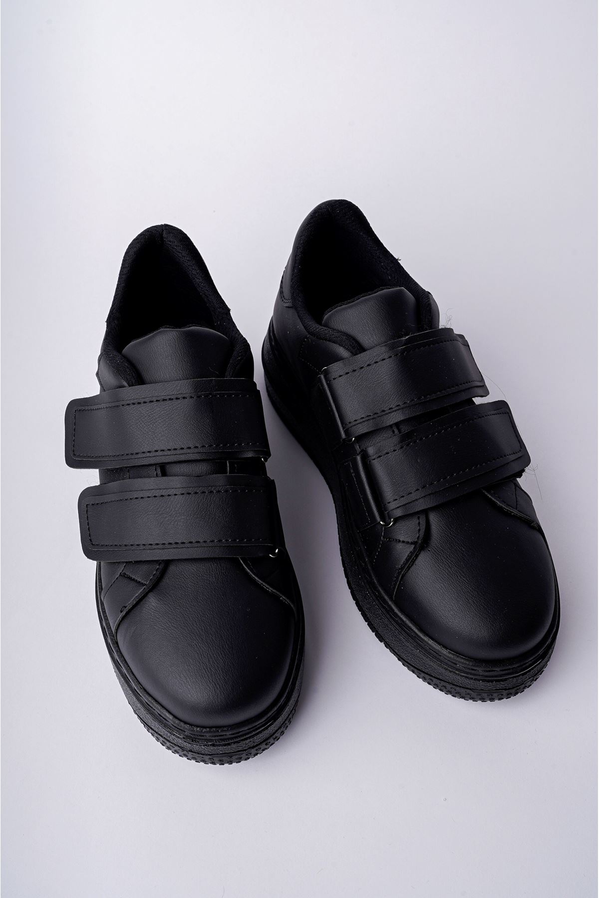 Freemax Kadın Hafif Esnek  5,5 cm Taban Sneaker Cırtlı  Spor Ayakkabı Svv.021 Siyah Siyah