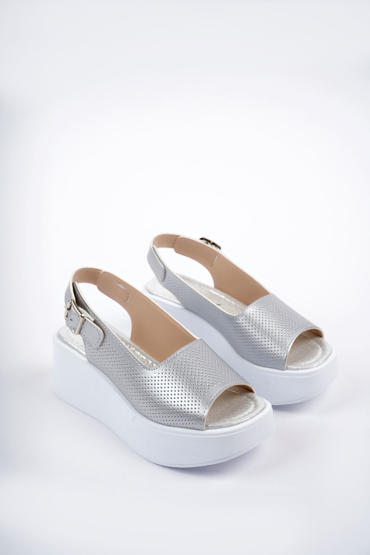 Freemax Kadın Garantili Çok Hafif Rahat 6 cm Topuk Eva Taban Platform Sandalet Ppl 4005 Gümüş