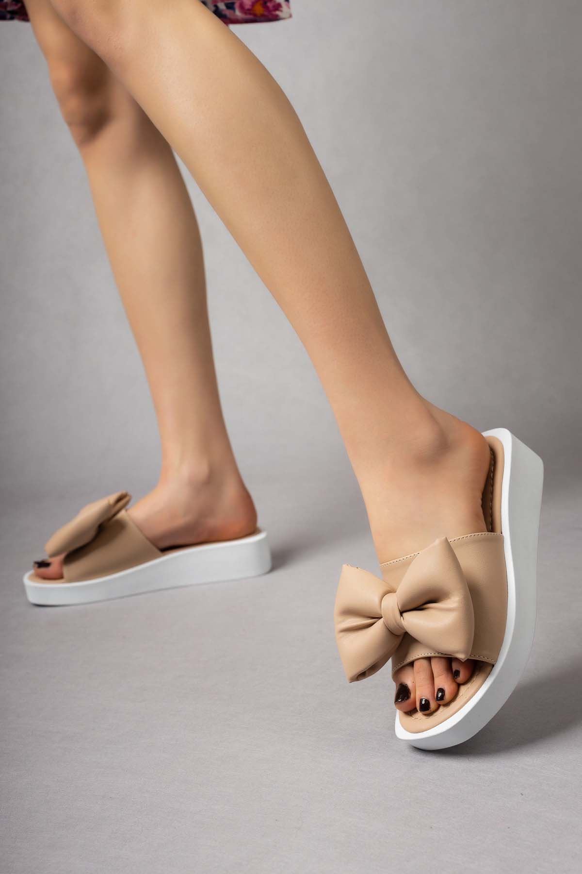 Freemax Kadın Fiyonk Detaylı Günlük Terlik Ppl.4040 Ten