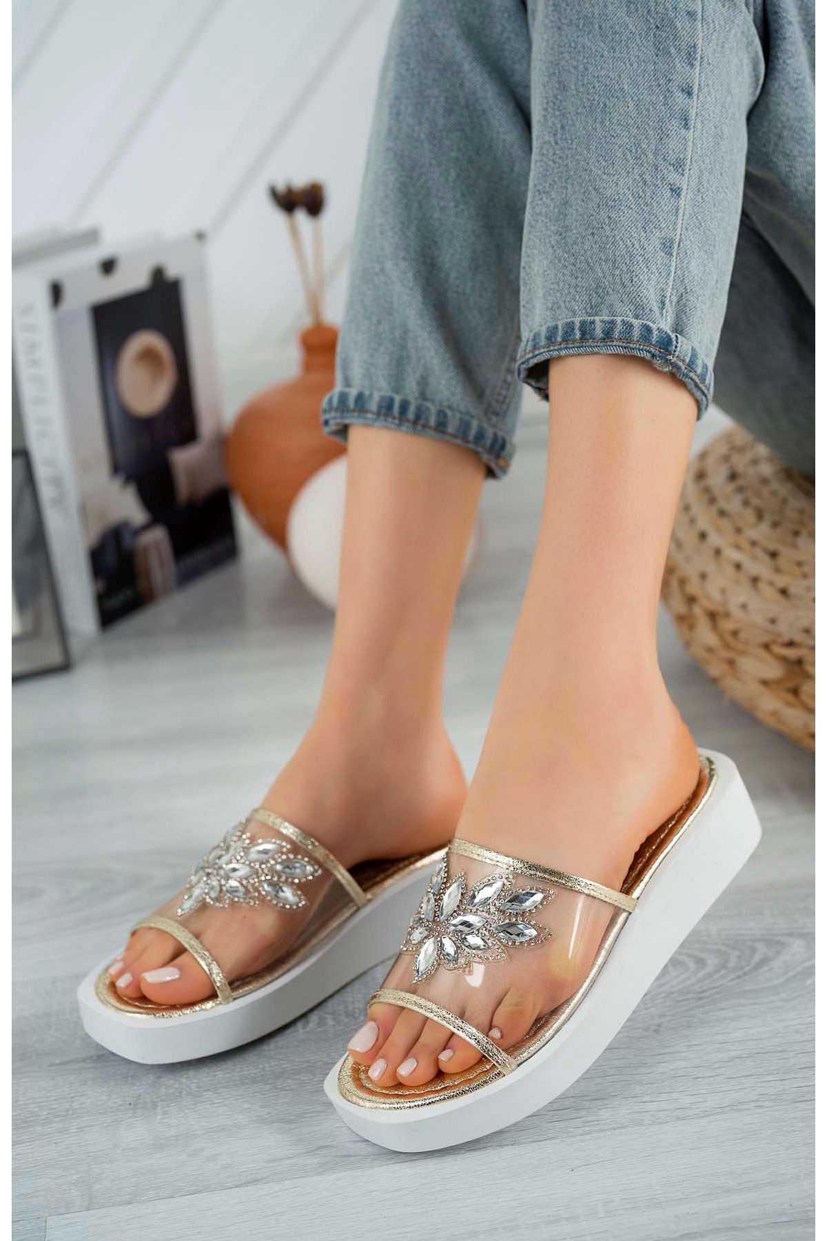 Freemax Kadın Garantili  Taşlı Terlik Ppl.5050 Gold