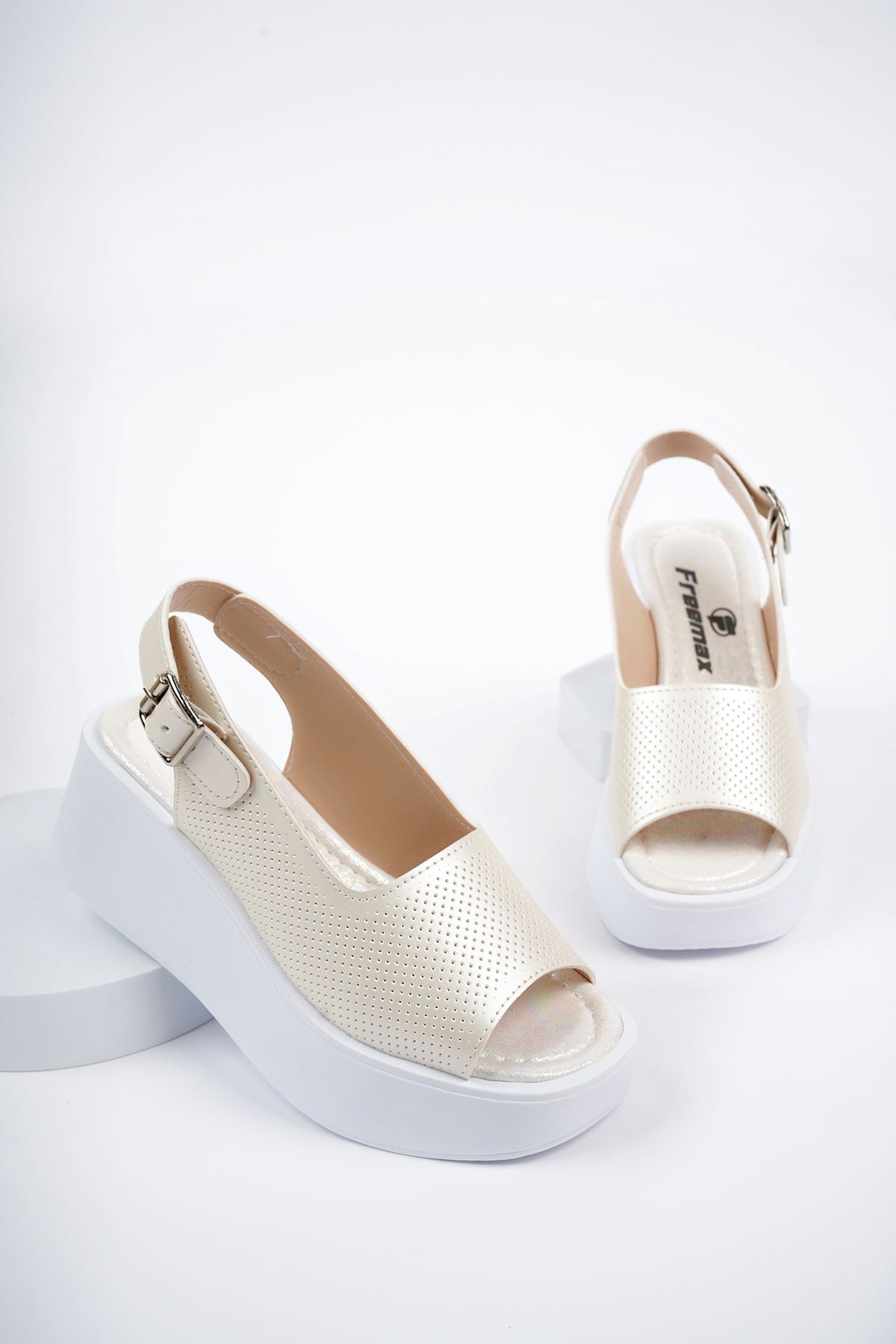 Freemax Kadın Garantili Çok Hafif Rahat 6 cm Topuk Eva Taban Platform Sandalet Ppl 4005 Sedef