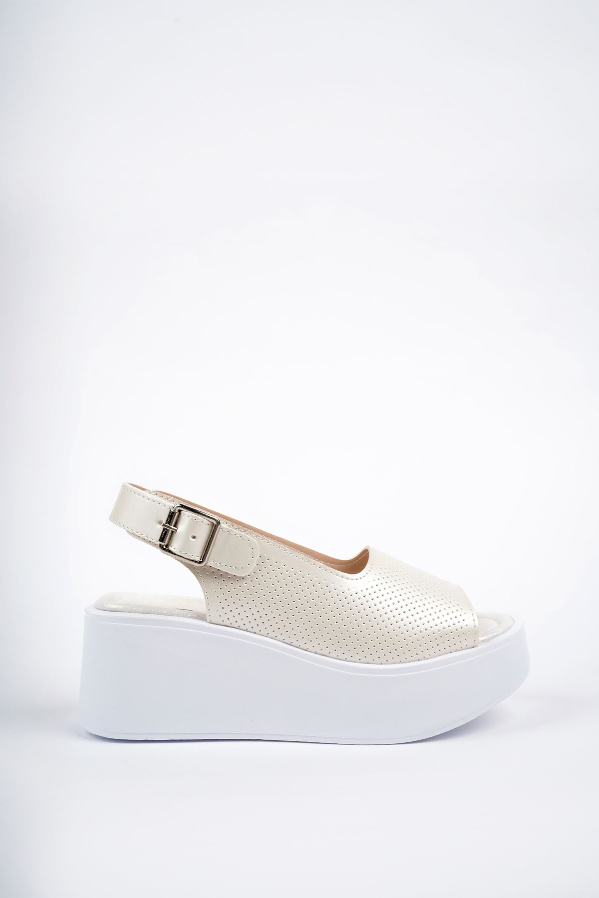 Freemax Kadın Garantili Çok Hafif Rahat 6 cm Topuk Eva Taban Platform Sandalet Ppl 4005 Sedef