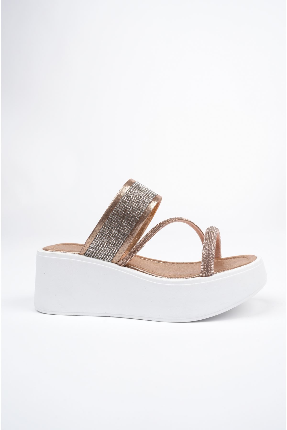 Freemax Kadın Garantili Taş Detay 6 cm Platform Günlük Yüksek Eva Taban Dolgu Topuk Terlik Dore