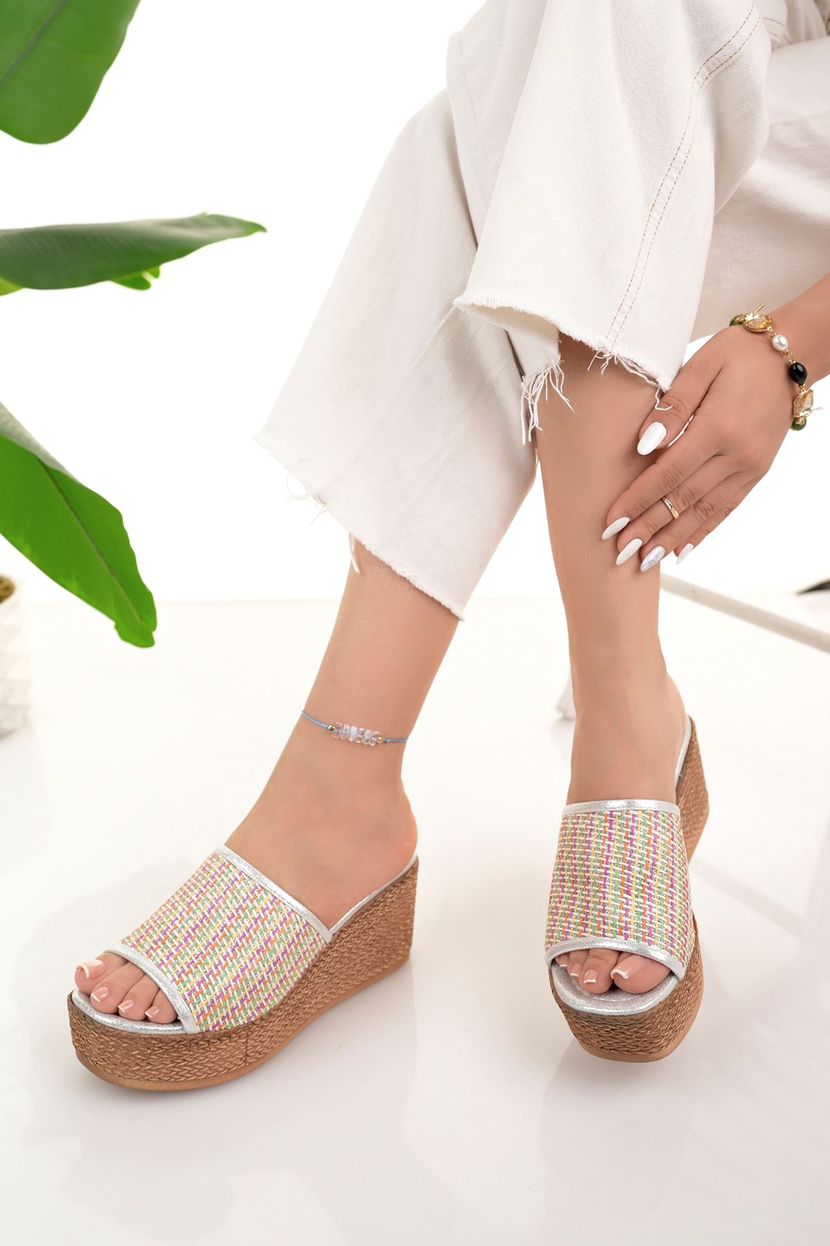 Freemax Kadın Garantili  7 cm Yüksek Topuk Platform taban Terlik Ppl.2002 Gümüş