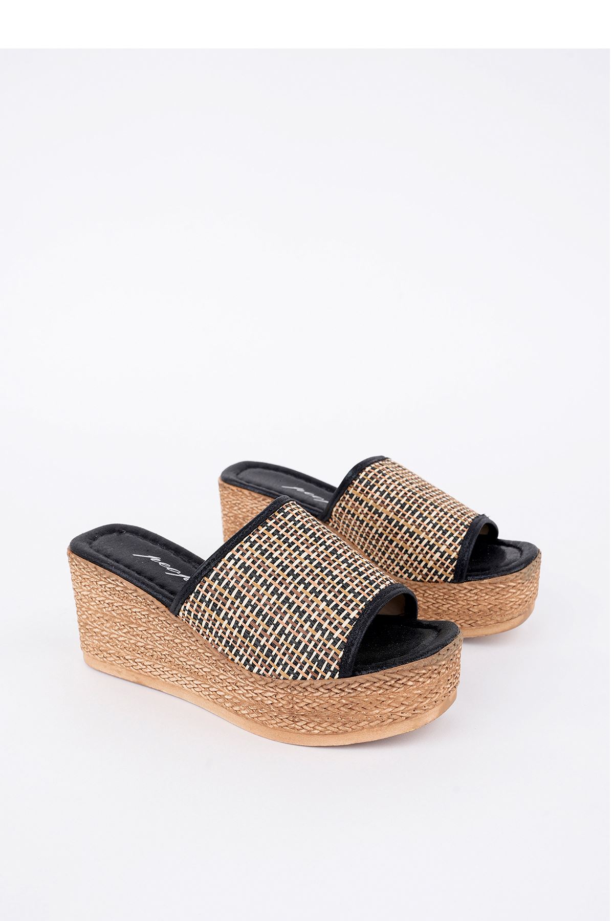 Freemax Kadın Garantili  7 cm Yüksek Topuk Platform taban Terlik Ppl.2002 Siyah