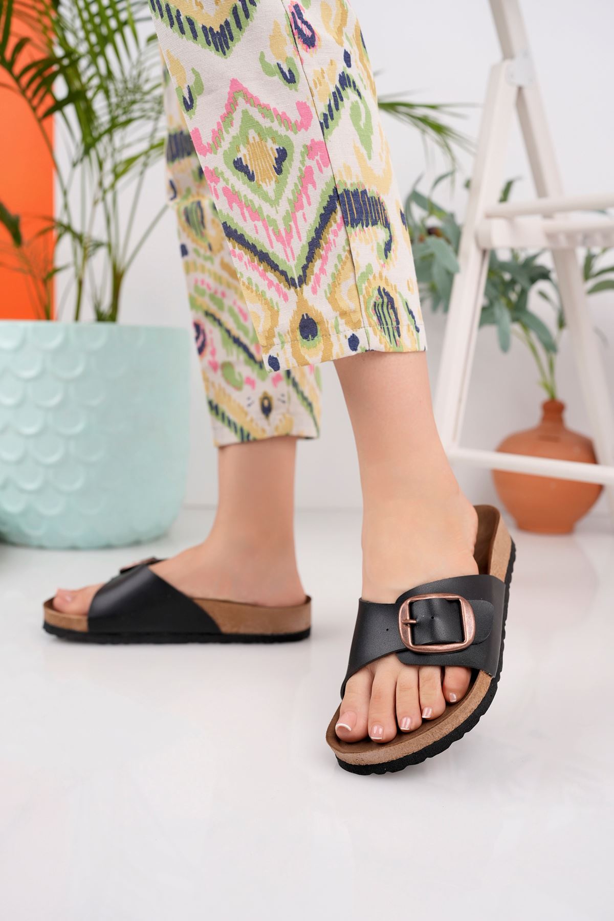 Freemax Kadın Garantili Tek Toka Yazlık Günlük Birken Terlik ppl 4097 Siyah Siyah