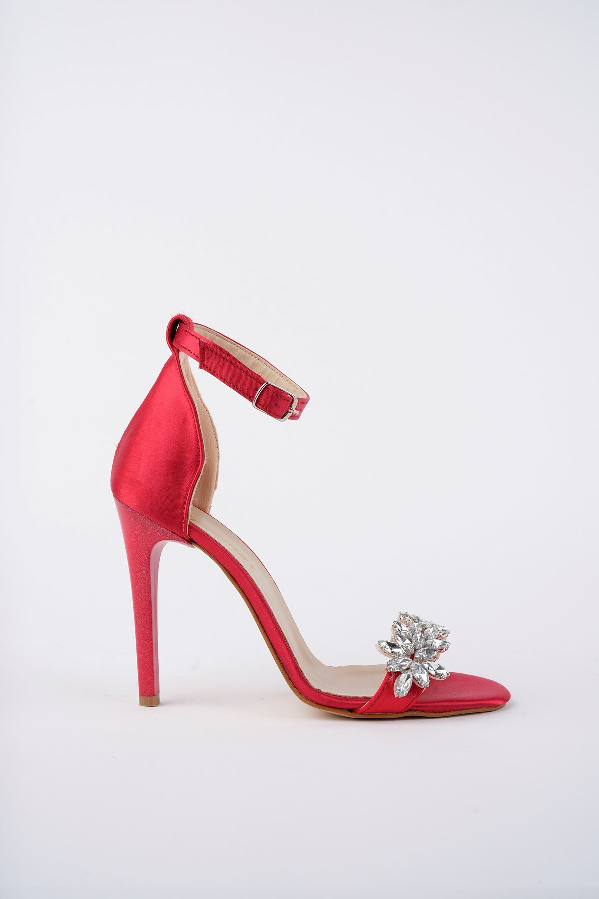 Freemax Kadın Taşlı Yüksek 11 cm Klasik Topuklu Abiye Saten Ayakkabı Brt T6001 Kırmızı