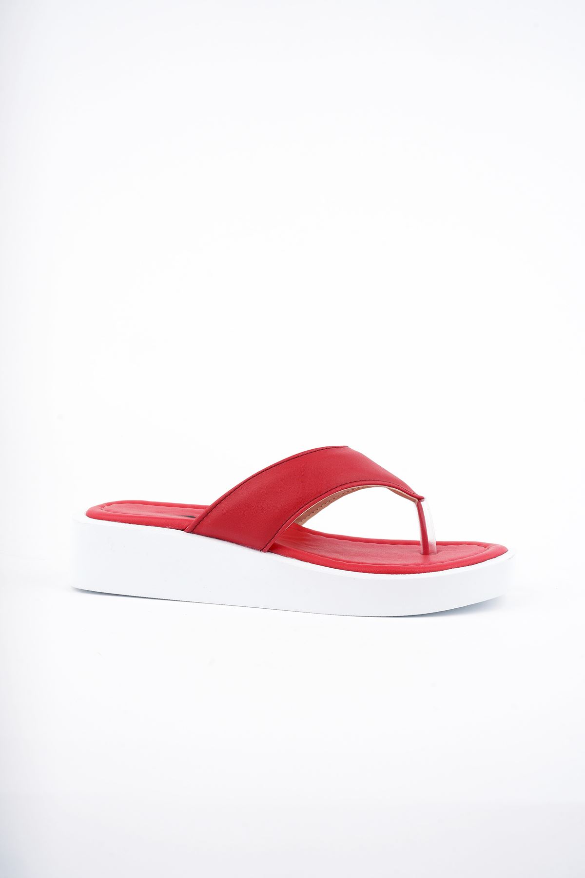 Freemax Kadın Garantili Hafif Esnek Poli Flatform Taban Parmak Arası Günlük Terlik PPL 5000 Kırmızı