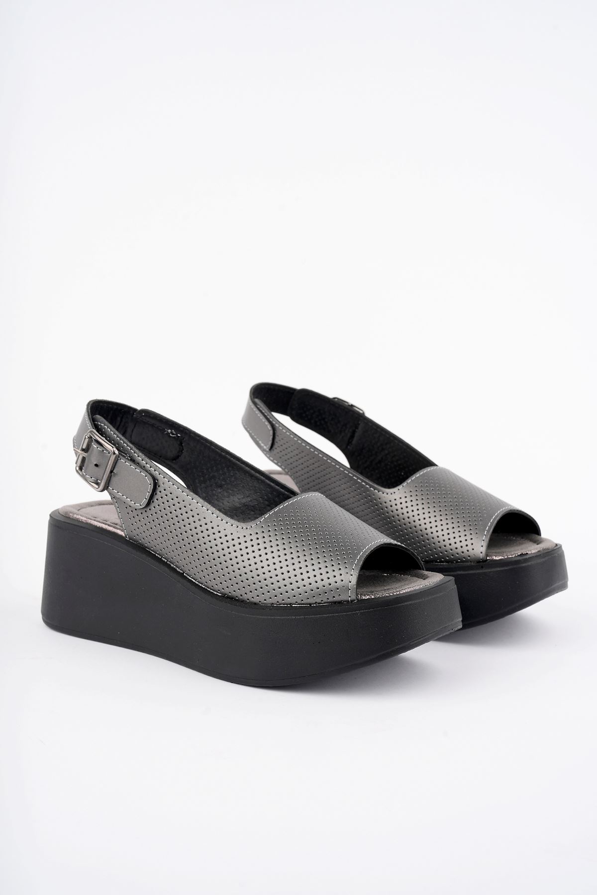 Freemax Kadın Garantili Çok Hafif Rahat 6 cm Topuk Eva Taban Platform Sandalet Ppl 4005 Platin