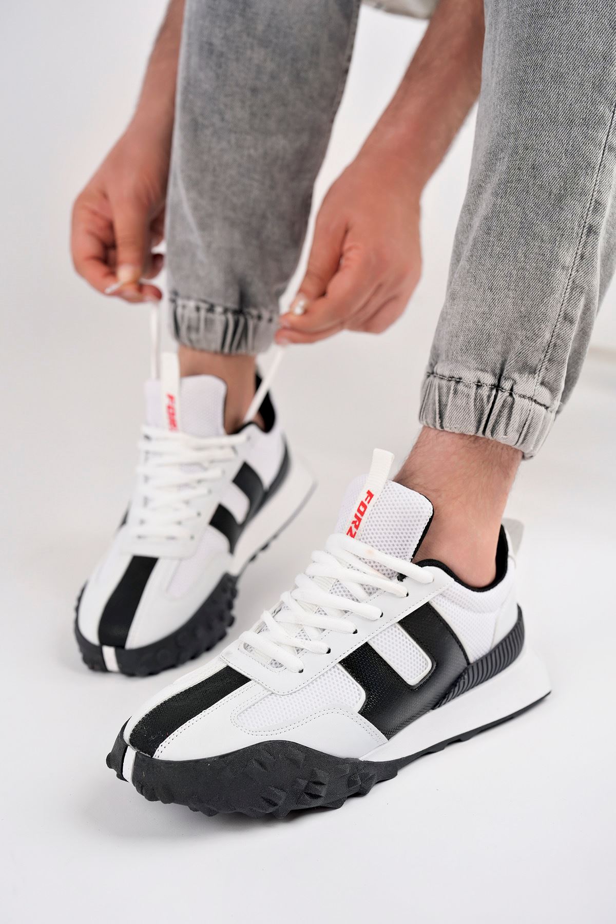 Freemax Unisex  Konforlu Outdoor Spor Ayakkabı 2356 Beyaz Siyah