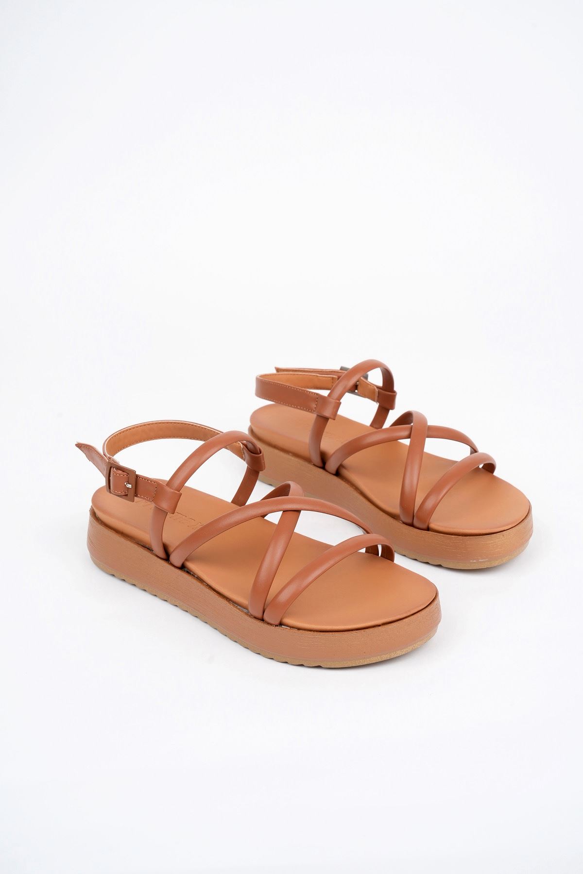 Freemax Kadın Garantili Çok Hafif Rahat 4 cm Topuk Anatomik Eva Taban Platform Sandalet Snr K27 Kahverengi