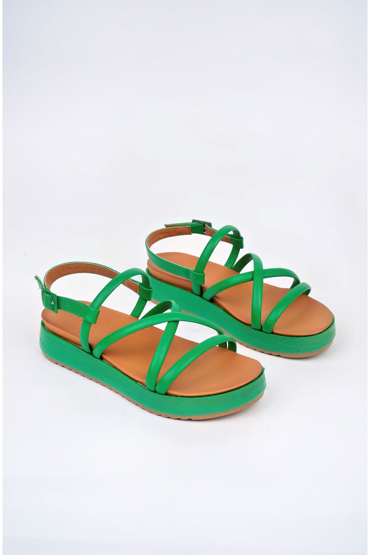 Freemax Kadın Garantili Çok Hafif Rahat 4 cm Topuk Anatomik Eva Taban Platform Sandalet Snr K27 Yeşil