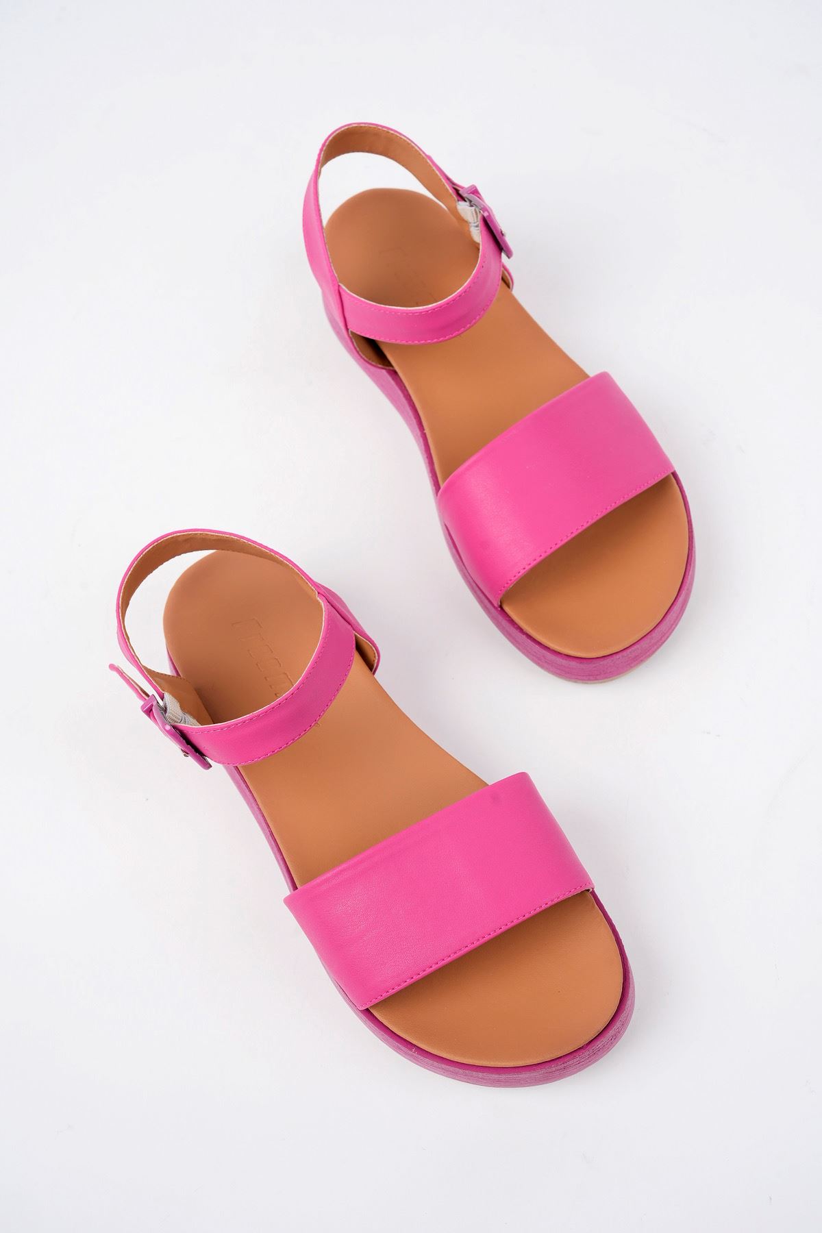 Freemax Kadın Garantili Çok Hafif Rahat 4 cm Topuk Eva Taban Platform Sandalet Snr K22 Fuşya