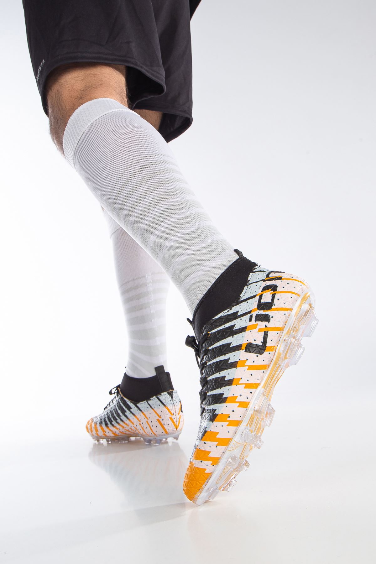 Freemax Unisex Çoraplı Krampon Futbol Ayakkabısı Hardal Siyah