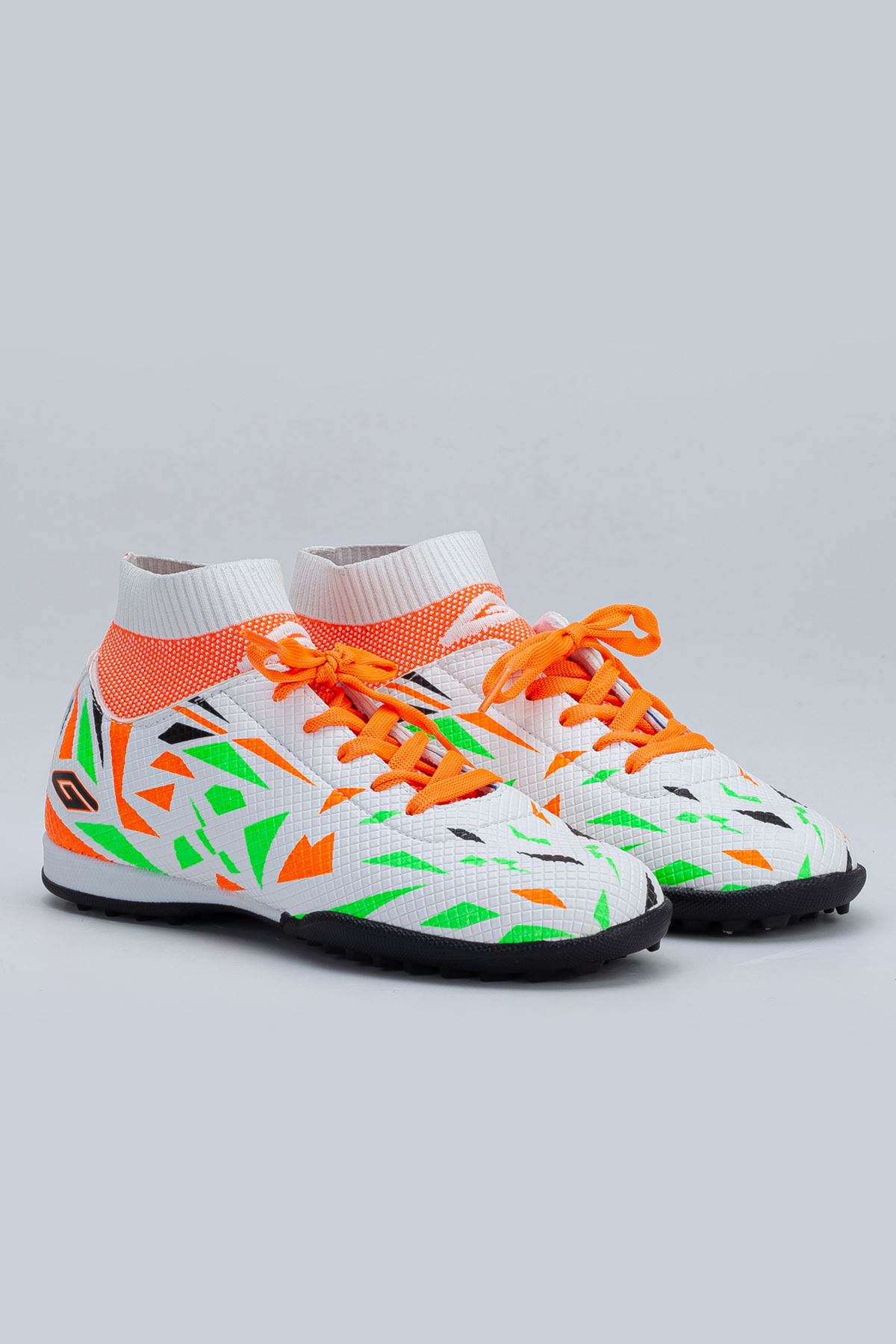 Freemax Unisex Çocuk Çoraplı Halı saha Futbol Ayakkabısı Dgn 2303 Beyaz