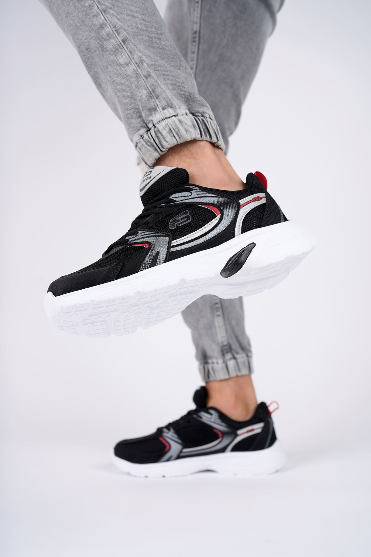 Freemax Unisex Anatomik Garantili Çok Hafif 270 gr Esnek Rahat Sneaker Konforlu Spor Ayakkabıı 2355 Siyah Kırmızı