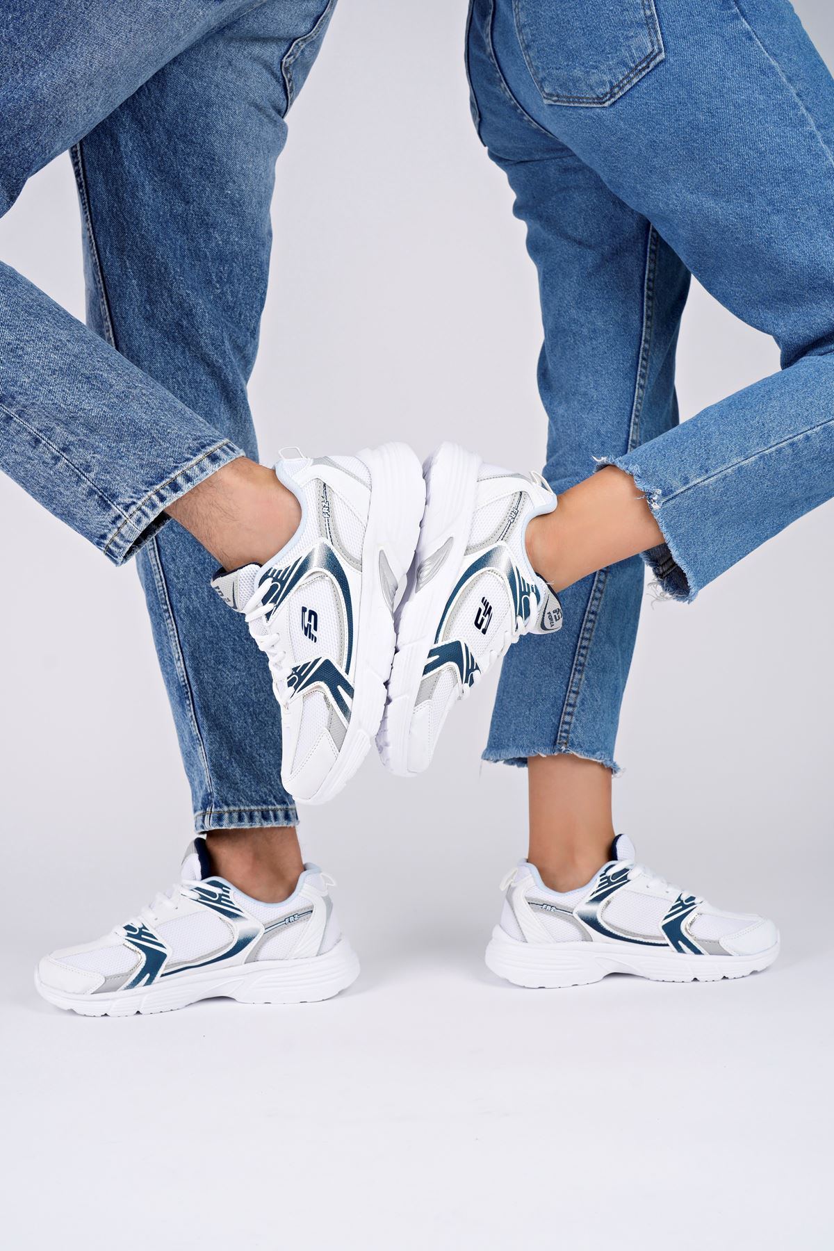 Freemax Unisex Anatomik Garantili Çok Hafif 270 gr Esnek Rahat Sneaker Konforlu Spor Ayakkabıı 2355 Beyaz Lacivert