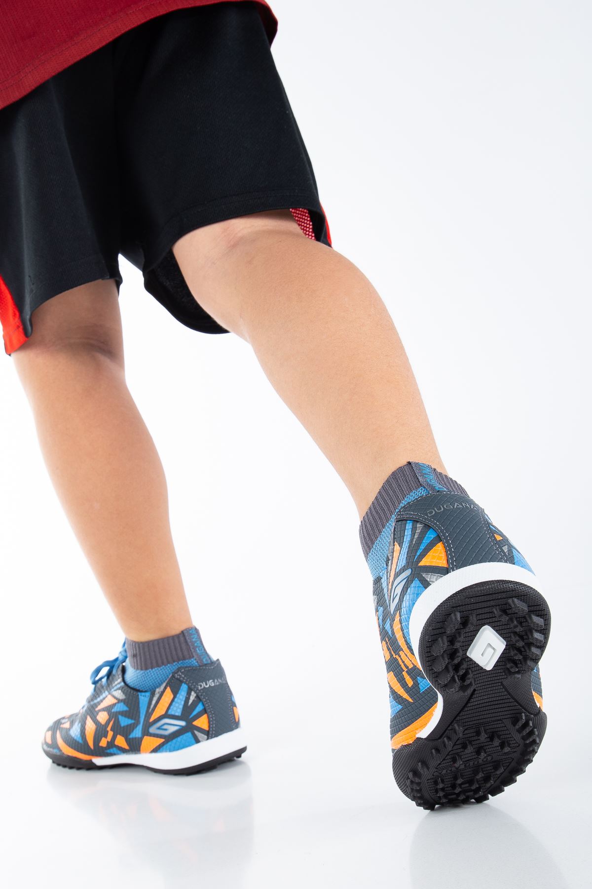 Freemax Unisex Çocuk Çoraplı Halı saha Futbol Ayakkabısı Dgn 2303 Füme Orange