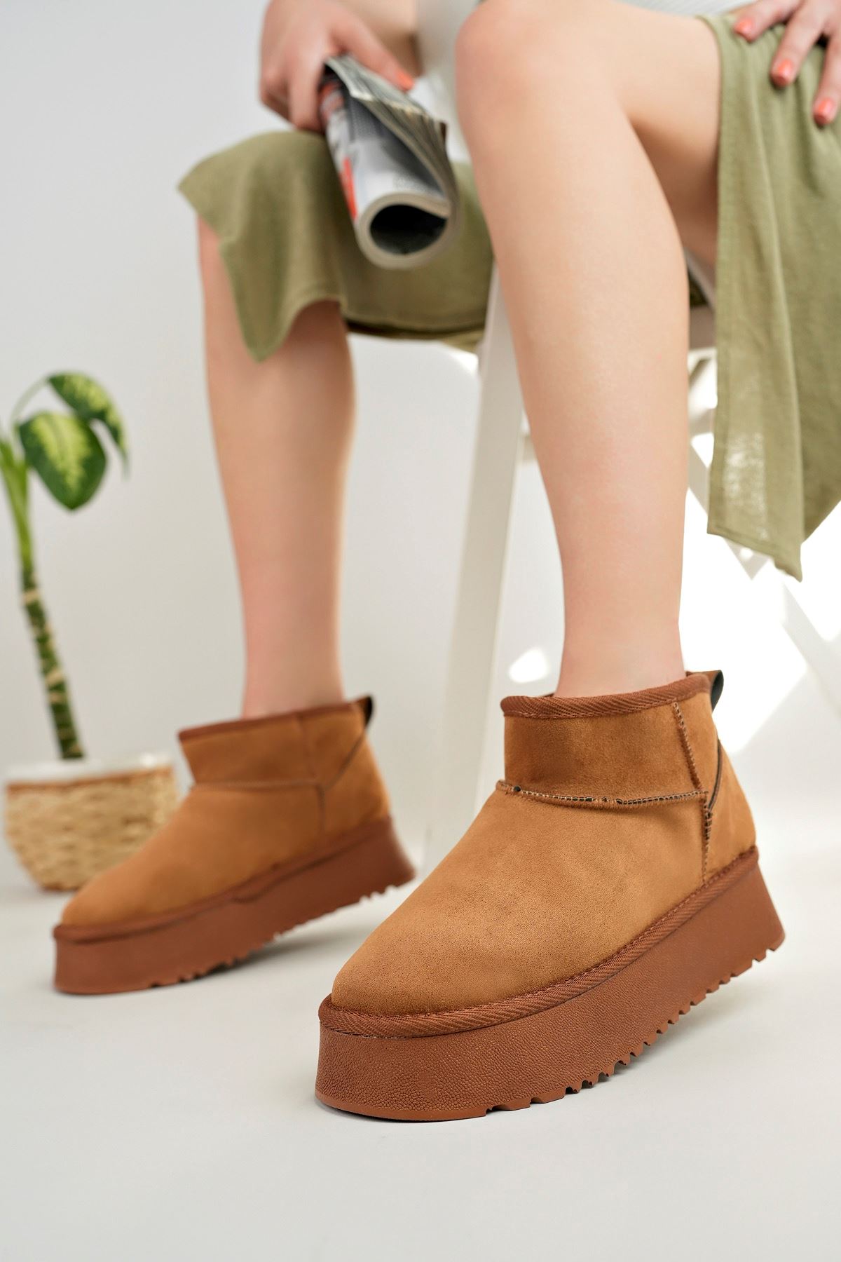 Freemax Garantili İçi Kürklü Çok Hafif 5 cm Yüksek Taban Kışlık Kadın Bot CAMEL