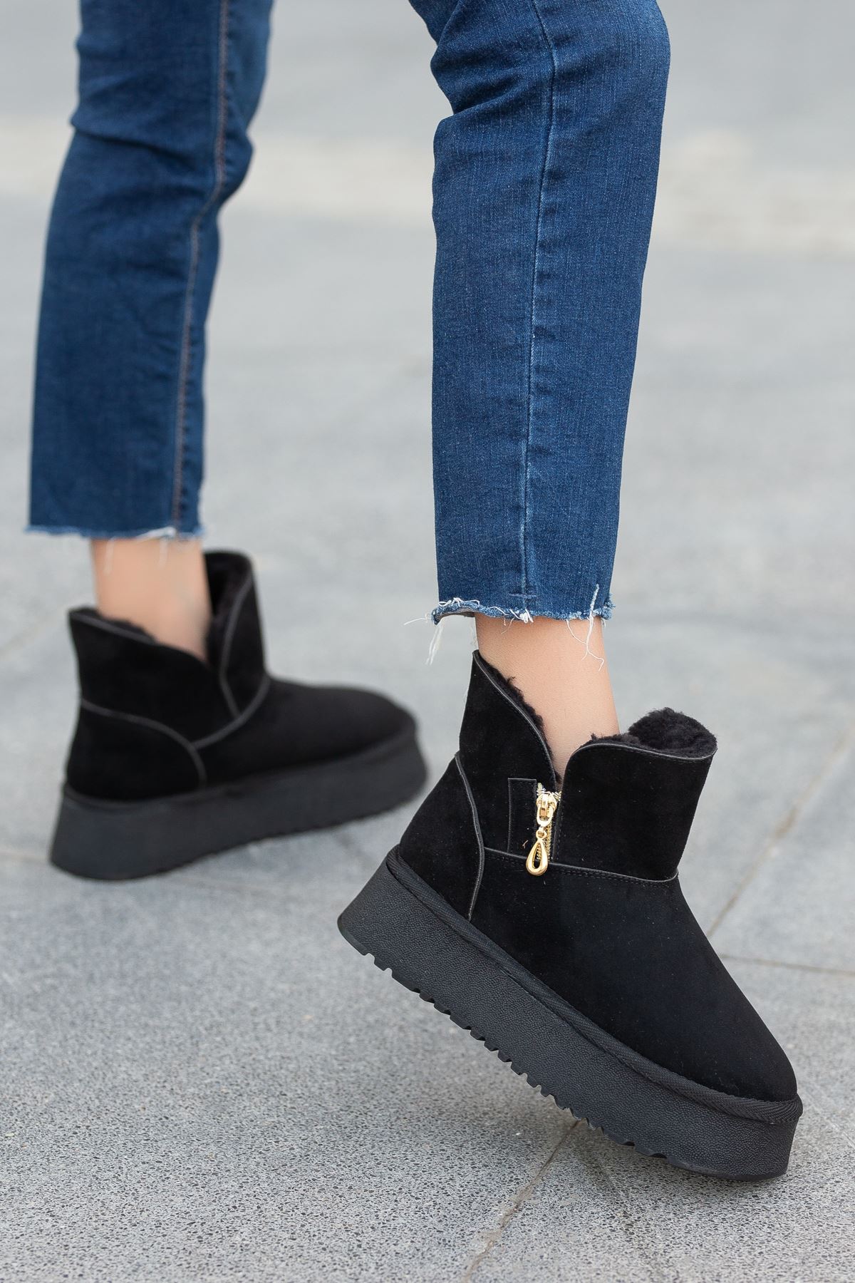 Freemax Garantili İçi Kürklü Çok Hafif 5cm Yüksek Taban Kışlık Fermuar Detay Kadın Bot Siyah