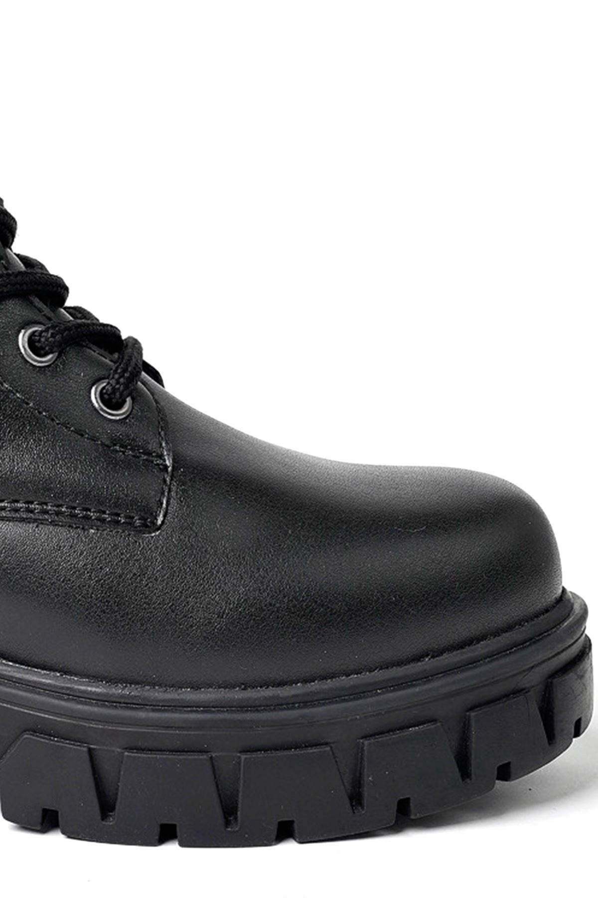 Freemax Kadın içi Kürklü Su Geçirmez Kaymaz Kauçuk Taban Garantili Kışlık Bot Siyah