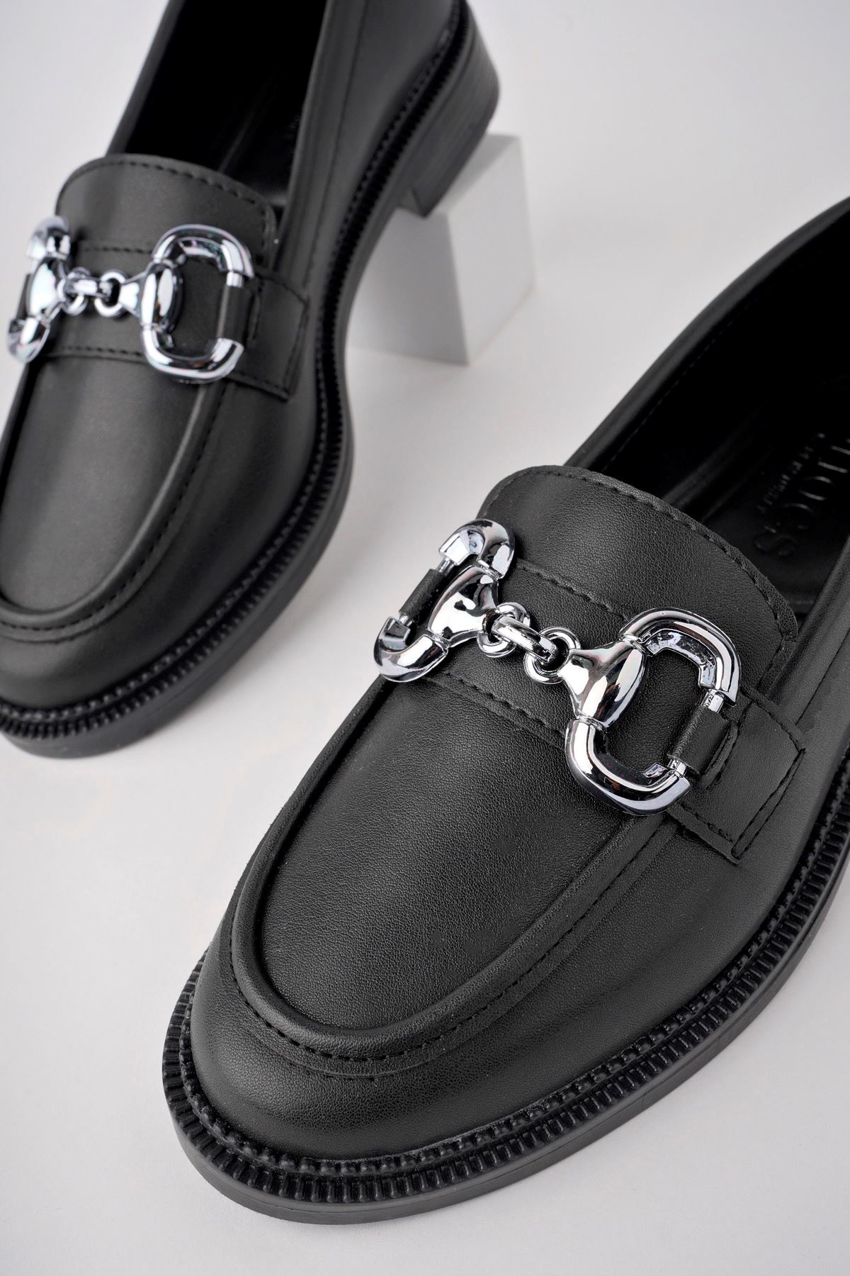 Freemax Kadın Hafif Rahat Tokalı Makosen Ayakkabı abb.804 Siyah