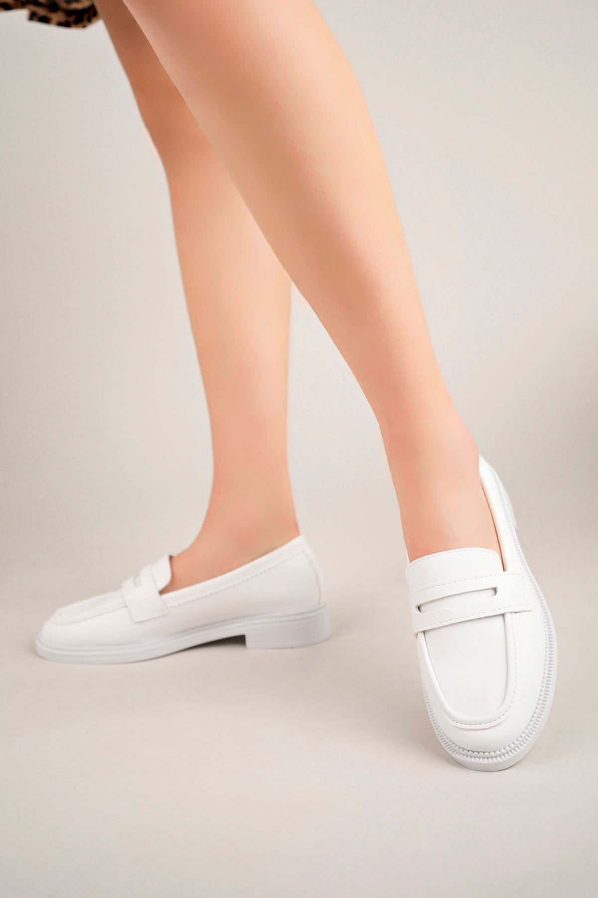 Freemax Kadın Hafif Rahat Makosen Ayakkabı abb.805 Beyaz