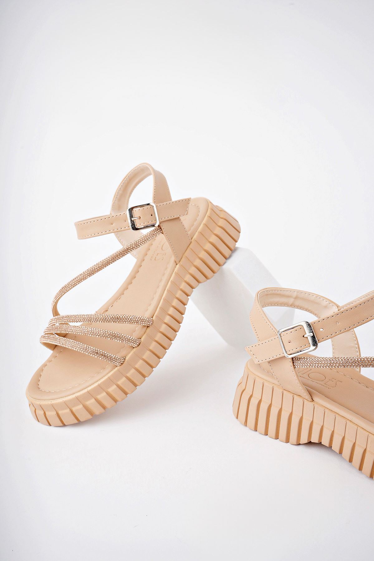 Freemax Kadın Sandalet Taş Detaylı Garantili Abb.811 Nude