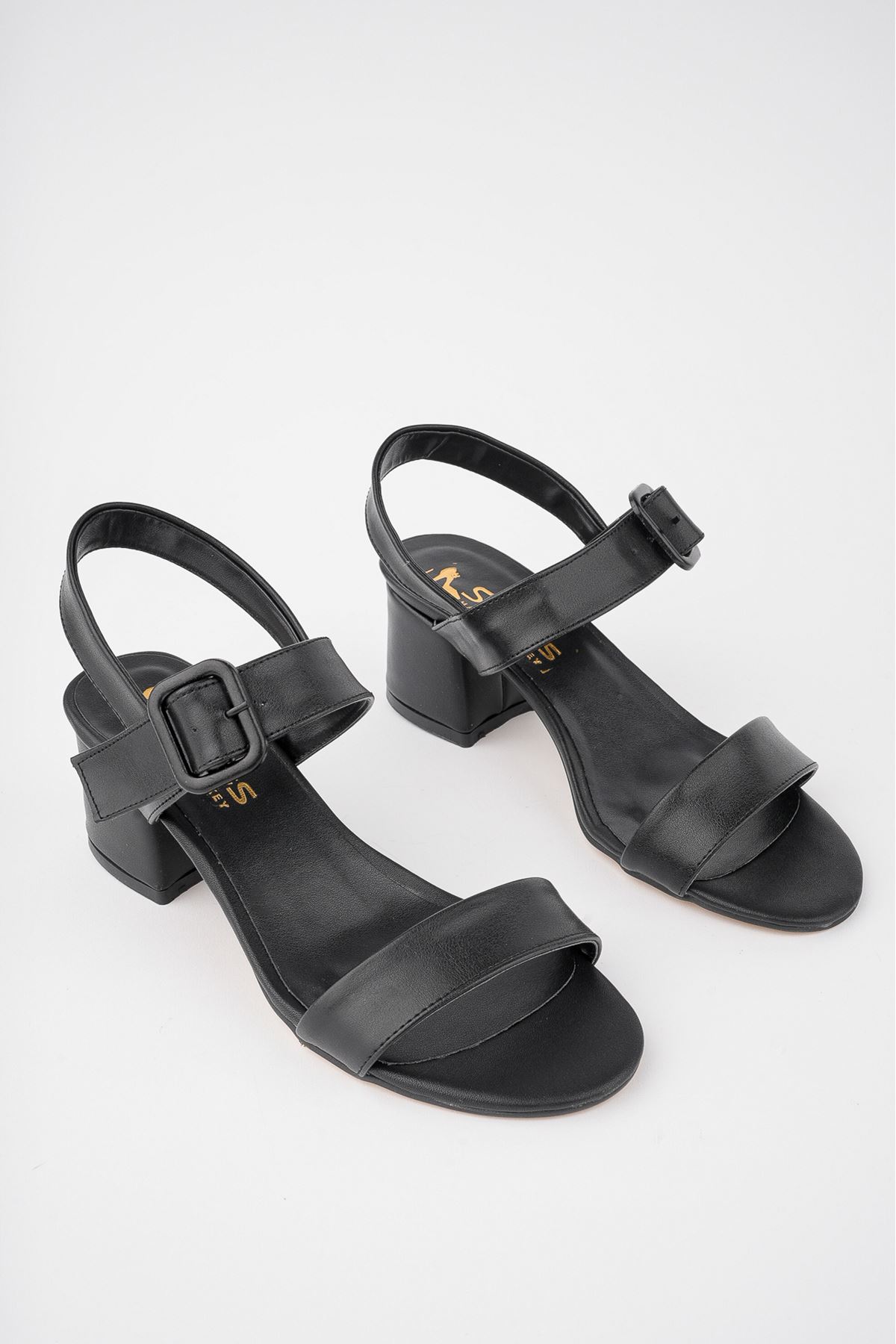 Freemax Kadın Klasik 6 cm Topuklu Renkli Ayakkabı abb.812 Siyah