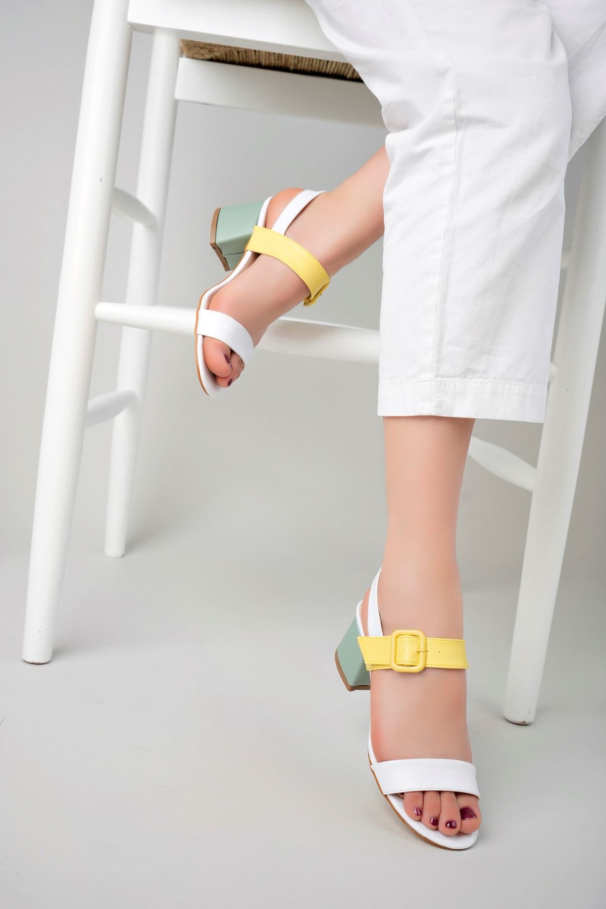 Freemax Kadın Klasik 6 cm Topuklu Renkli Ayakkabı abb.812 Beyaz Sarı