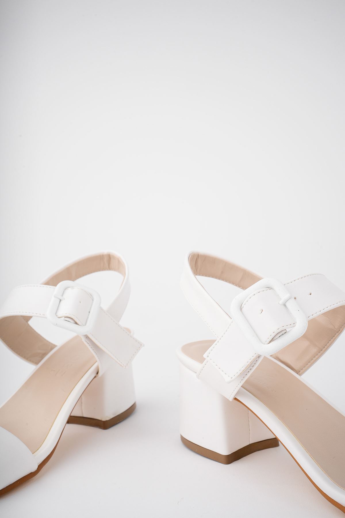 Freemax Kadın Klasik 6 cm Topuklu Renkli Ayakkabı abb.812 Beyaz