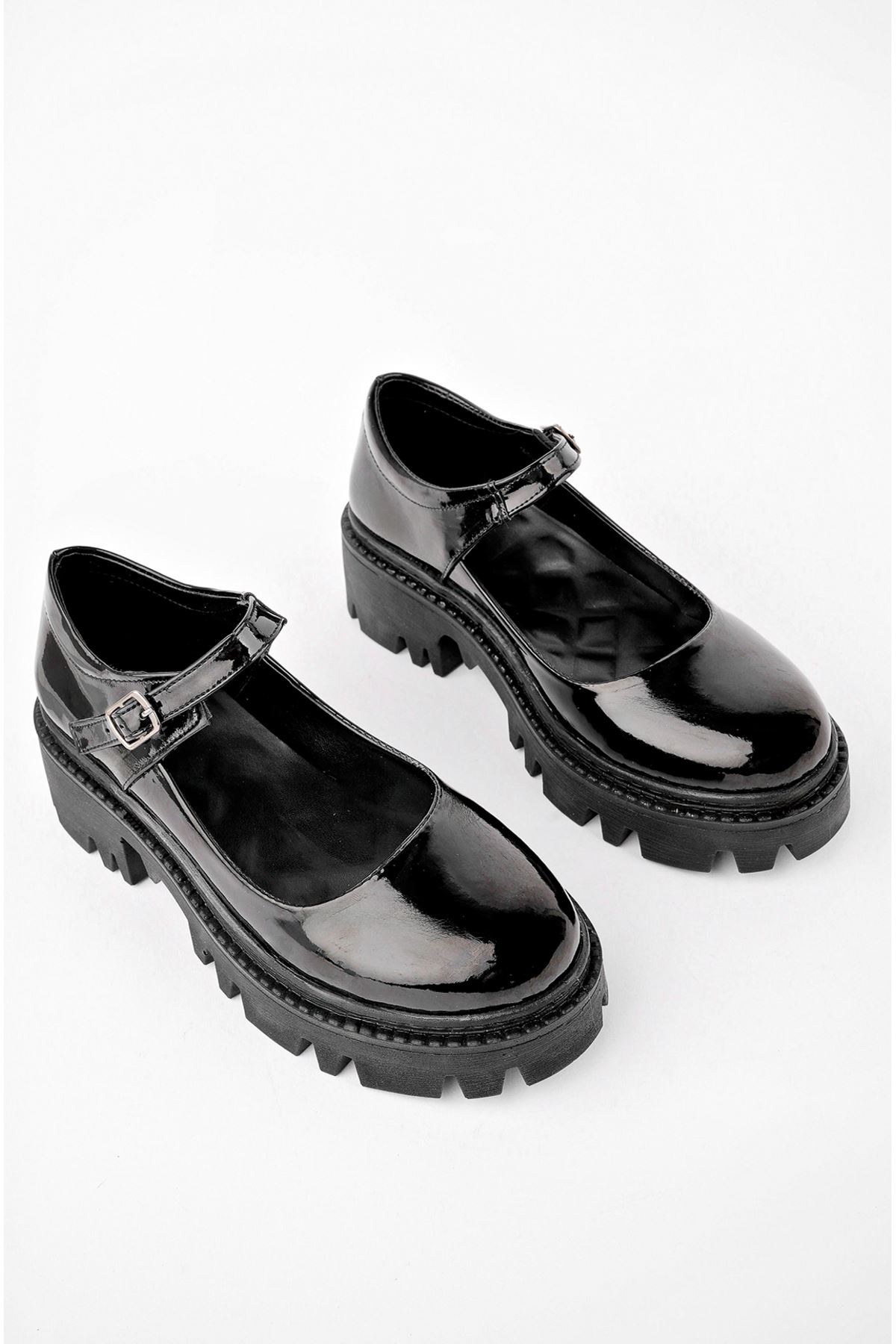 Freemax Kadın 4 cm Topuklu Günlük Klasik Tek Baret Kolej Ayakkabı Ckr.015 Siyah