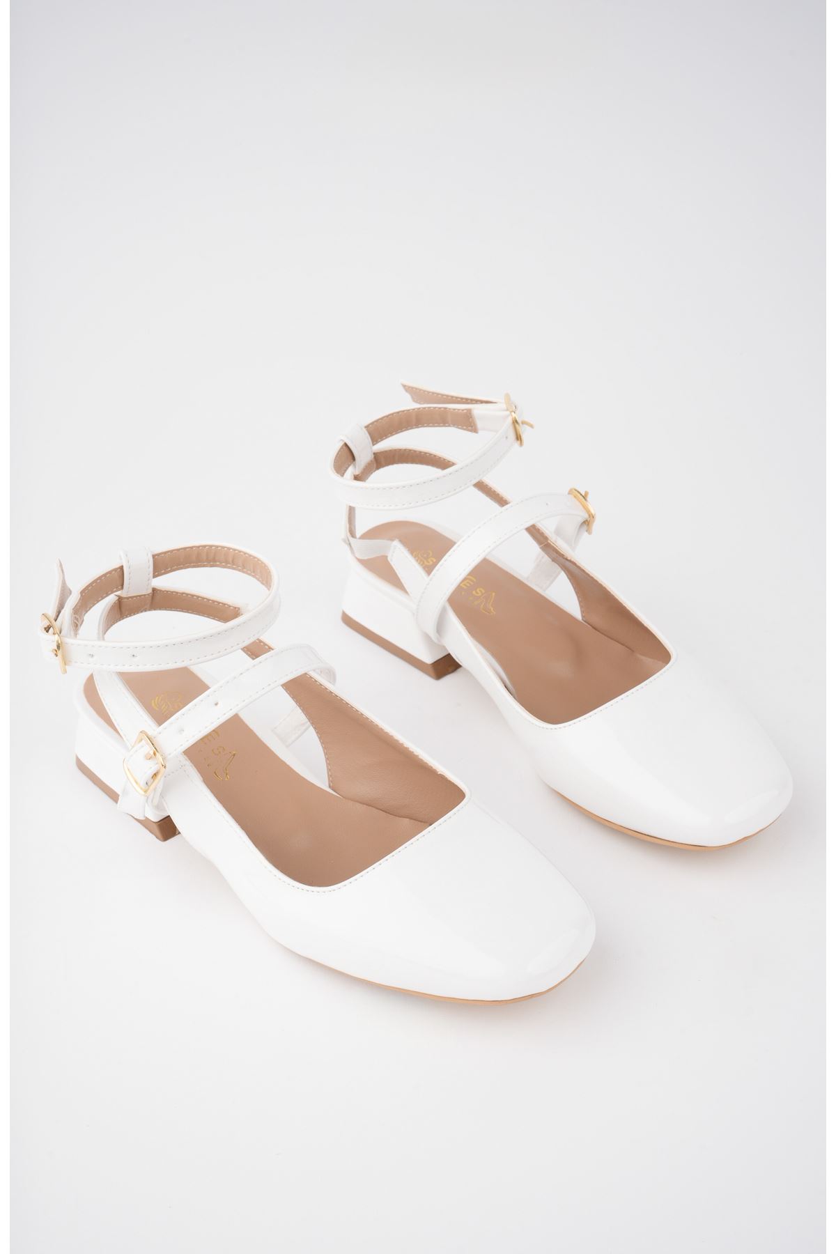 Freemax Kadın 4 cm Topuklu Klasik Köşeli Burun Mary Jane Kolej Ayakkabı Ckr.014 Beyaz