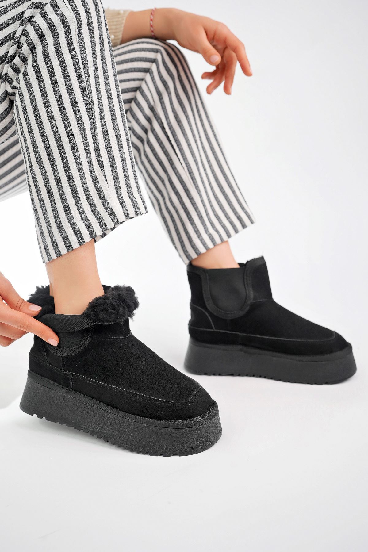 Freemax Garantili İçi Kürklü Çok Hafif 5cm Yüksek Taban Kışlık Chelsea Kadın Bot Siyah