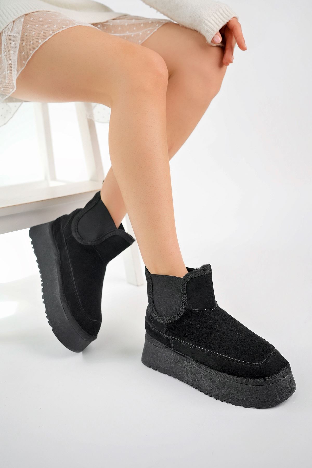 Freemax Garantili İçi Kürklü Çok Hafif 5cm Yüksek Taban Kışlık Chelsea Kadın Bot Siyah