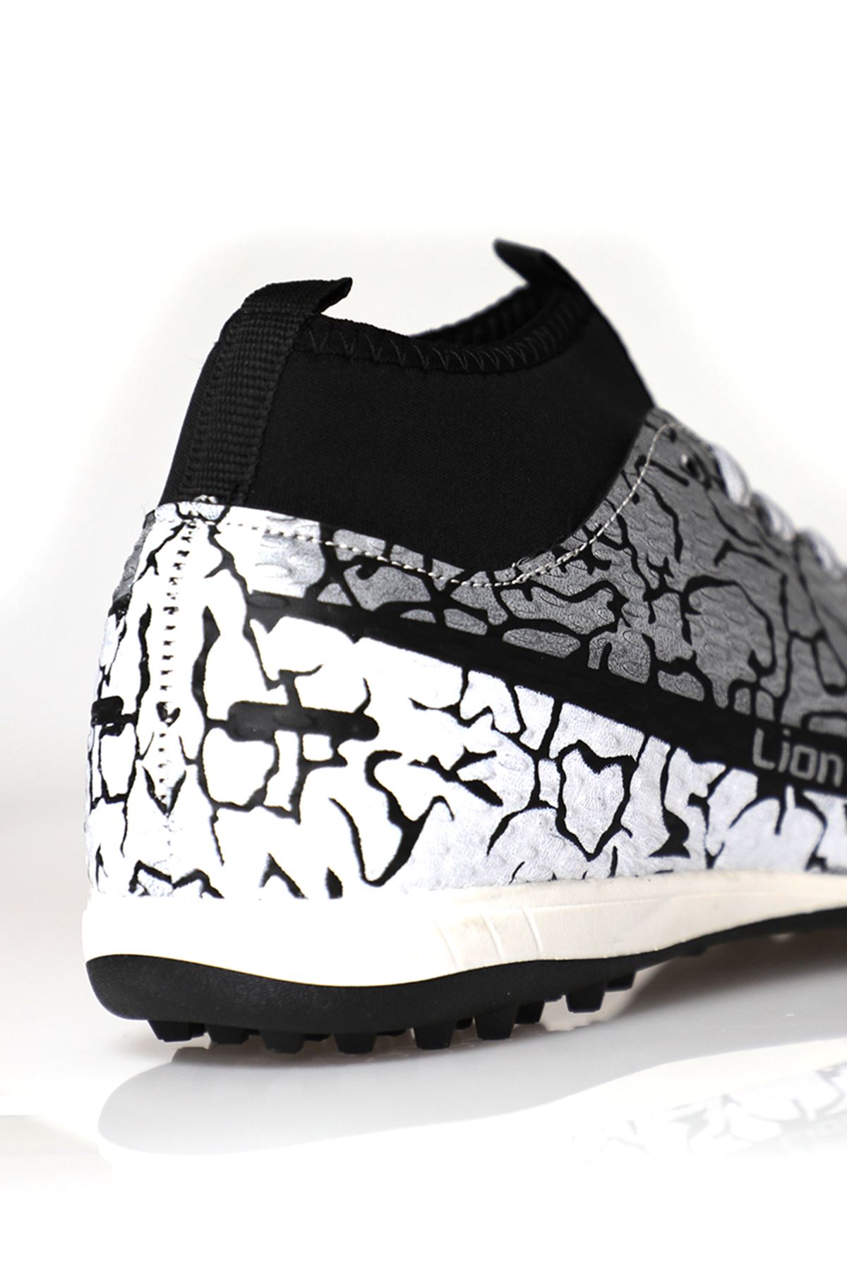 Freemax Unisex Çoraplı Halı saha Futbol Ayakkabısı Freemax.1072 Siyah Gümüş